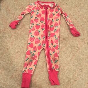 Strawberry Little Sleepies 0-3m PLAY condition